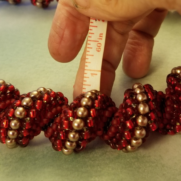 *HP* HANDMADE Seed Bead Necklace Red Gold - Picture 4 of 8